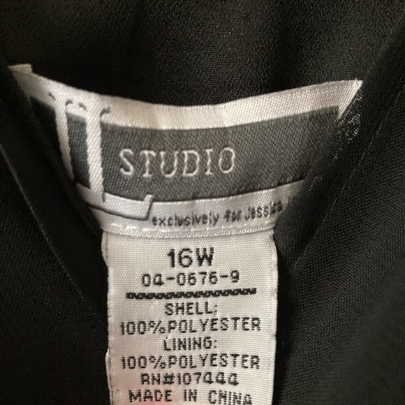 Cocktail dress, tea length. - Picture 3 of 3